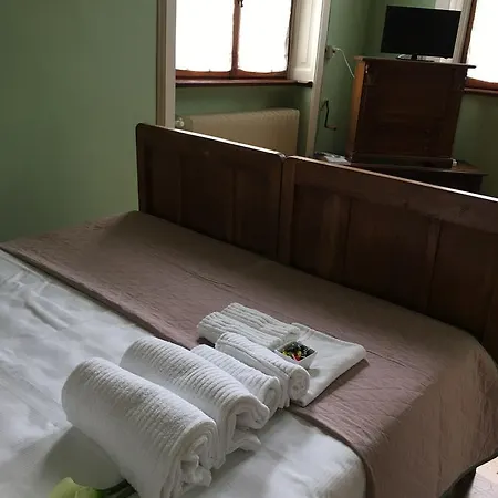 Otel Gioia Arte Cultura Natura *